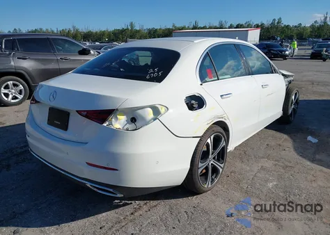 2025 Mercedes-Benz C 300 z USA, uszkodzony, nr VIN W1KAF4GB4SR276705